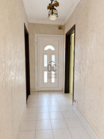 Eladó családi ház, Abonyban 21.5 M Ft, 2 szobás
