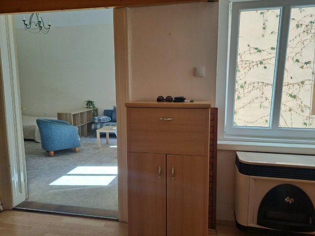 Kiadó téglalakás, albérlet, VII. kerületben, Damjanich utcában