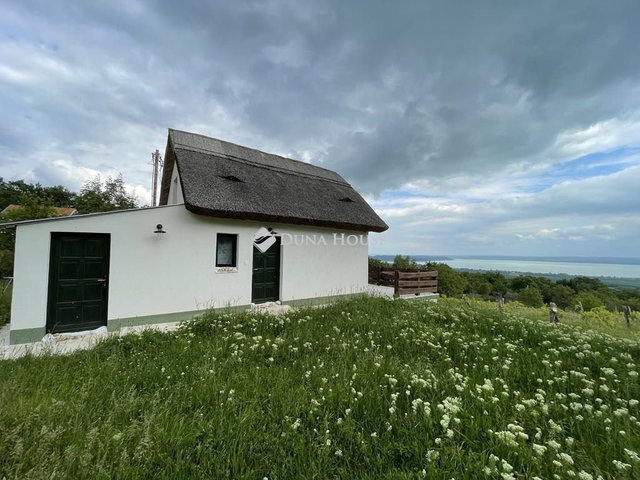 Eladó családi ház, Vászolyon 99 M Ft, 2 szobás