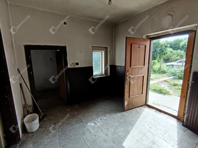 Eladó családi ház, Mikén 7.9 M Ft, 3 szobás