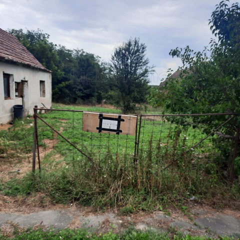 Eladó családi ház, Zalaváron 7 M Ft, 1 szobás