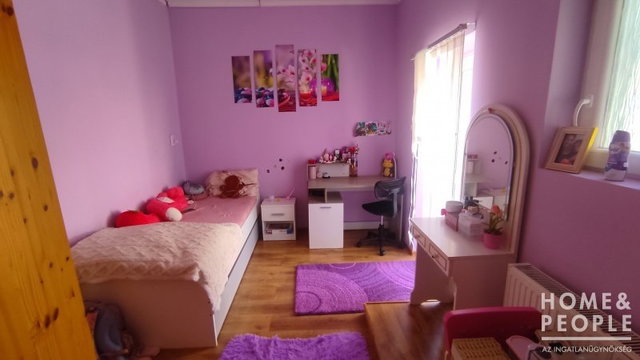 Eladó családi ház, Makón 63 M Ft, 5 szobás