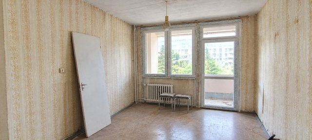 Eladó panellakás, Várpalotán 47 M Ft, 2+1 szobás