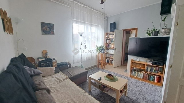 Eladó családi ház, Vecsésen 79.9 M Ft, 4 szobás