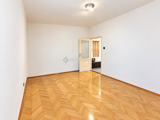 Eladó téglalakás, Budapesten, III. kerületben 56 M Ft, 1 szobás