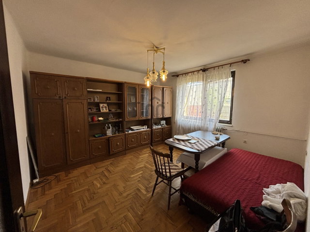 Eladó családi ház, Debrecenben 143 M Ft, 3 szobás