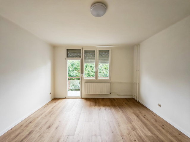 Eladó téglalakás, Tatabányán 37.9 M Ft, 2 szobás