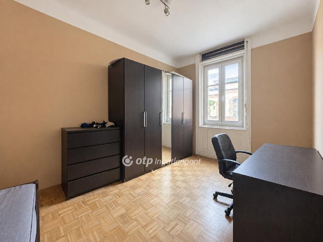 Eladó téglalakás, Budapesten, VIII. kerületben 110 M Ft