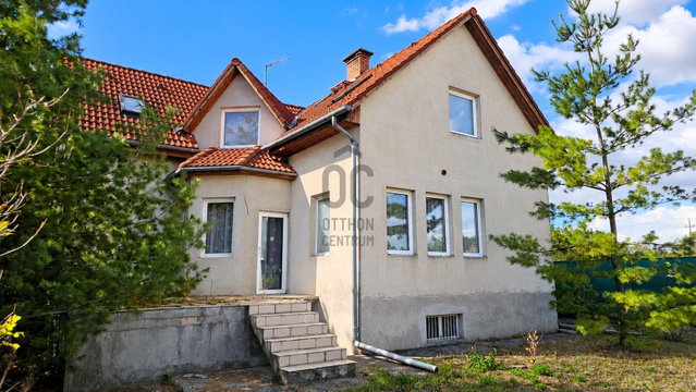 Eladó családi ház, Érden 149.9 M Ft, 7 szobás
