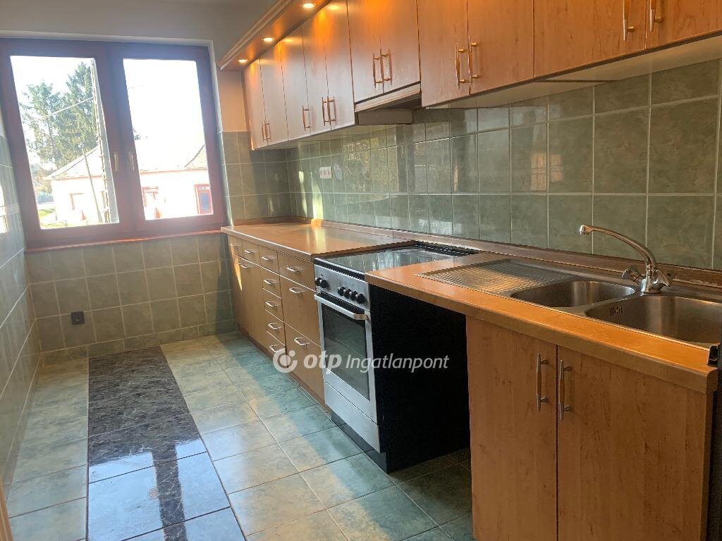 3 bed · 130m² · 36.000.000 ft