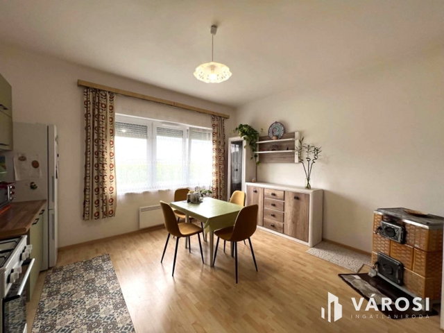 Eladó családi ház, Pusztaottlakán 21.4 M Ft, 3 szobás