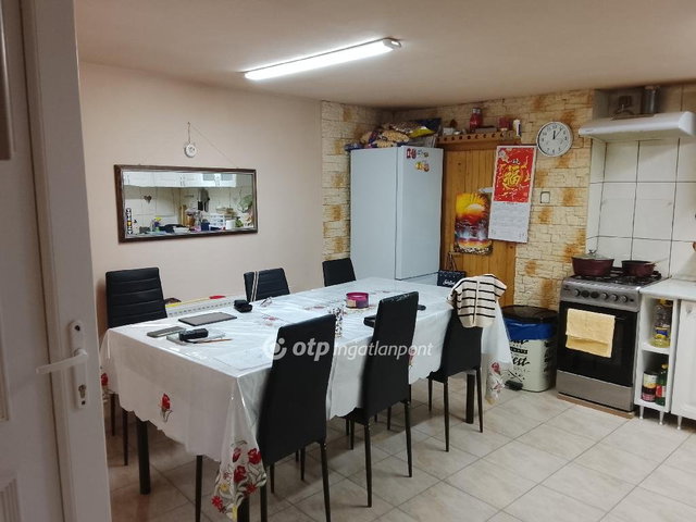 Eladó családi ház, Piliscséven 81 M Ft, 3+1 szobás