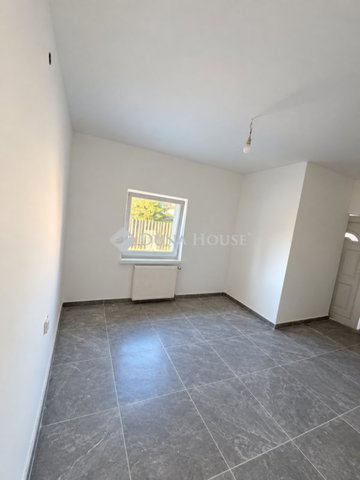 Eladó családi ház, Tápiószentmártonon 37 M Ft, 3 szobás