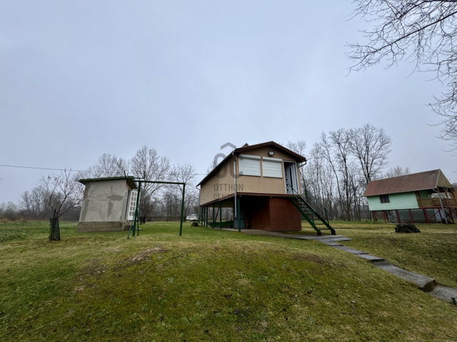 Eladó nyaraló, Muraszemenyén 24.5 M Ft, 1 szobás