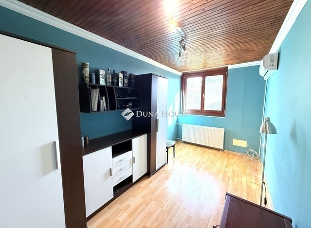 Eladó családi ház, Budapesten, XVIII. kerületben 145 M Ft