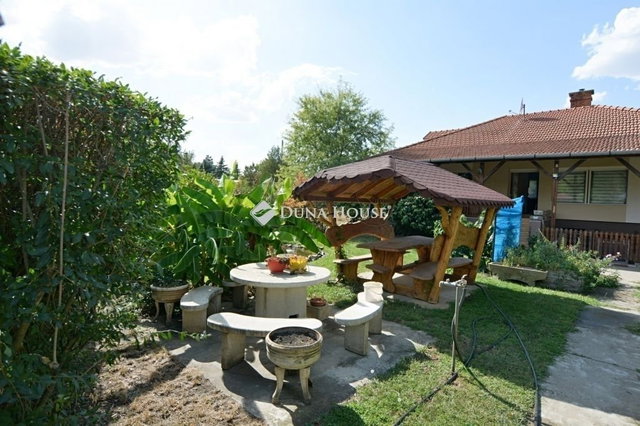 Eladó családi ház, Kecskeméten 79.9 M Ft, 3 szobás