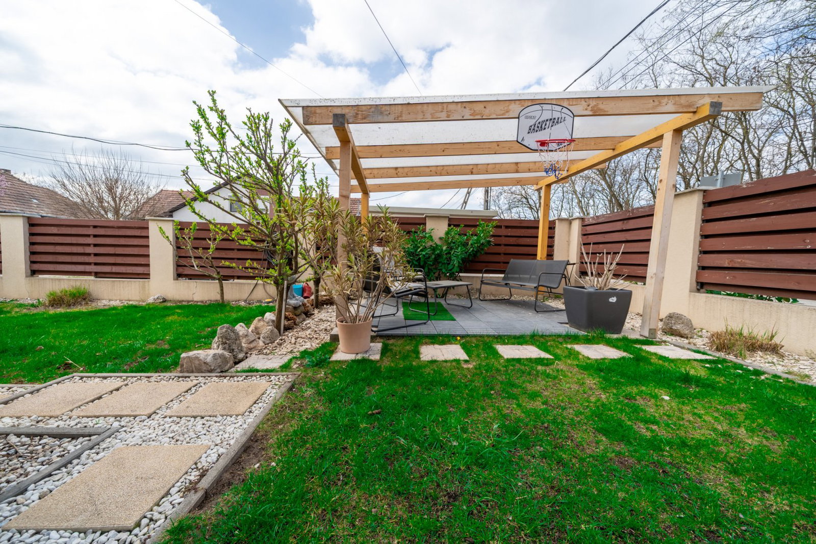4 bed · 74m² · 89.900.000 ft