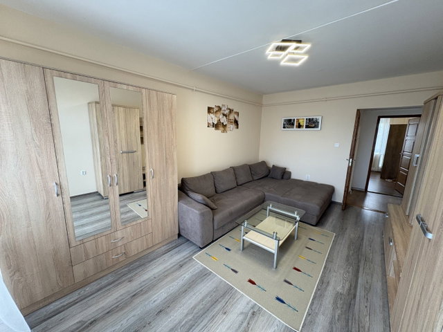 Kiadó panellakás, albérlet, Kaposváron 180 E Ft / hó, 3 szobás