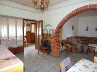 Eladó családi ház, Iklódbördőcén 26.9 M Ft, 5 szobás