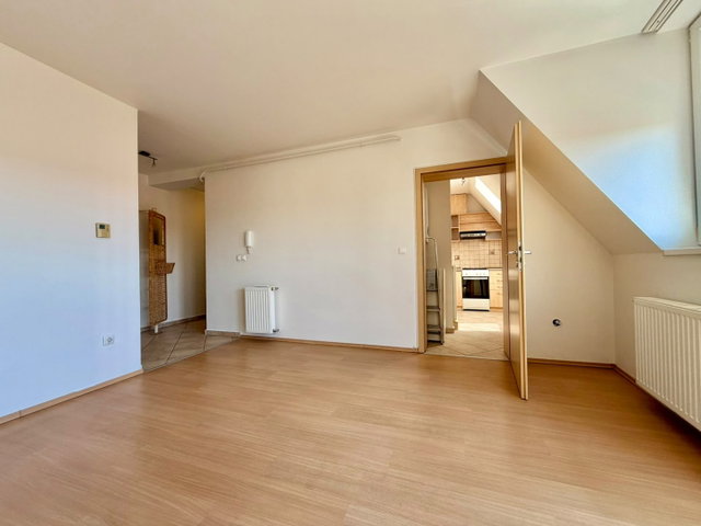 Eladó téglalakás, Sárváron 31.9 M Ft, 1 szobás