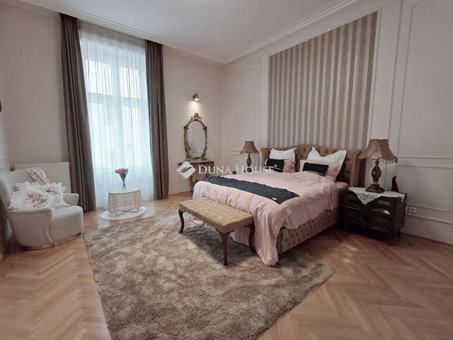 Kiadó téglalakás, albérlet, Budapesten, VI. kerületben