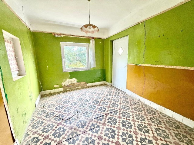 Eladó családi ház, Ravazdon 18.9 M Ft, 2 szobás