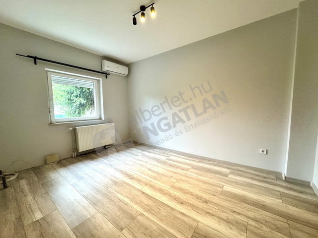Kiadó téglalakás, albérlet, X. kerületben, Monori utcában