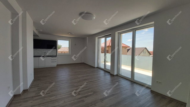 Eladó családi ház, Győrött 194.9 M Ft, 8 szobás