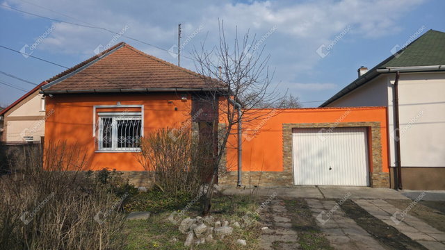 Eladó családi ház, Miskolcon 46.9 M Ft, 4 szobás