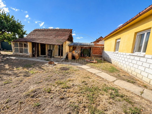 Eladó családi ház, Gyulán 43 M Ft, 3 szobás