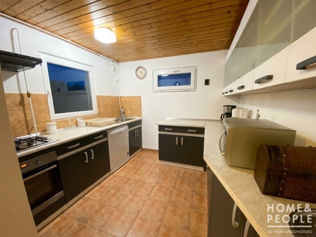 Eladó családi ház, Hódmezővásárhelyen 67.99 M Ft, 2 szobás