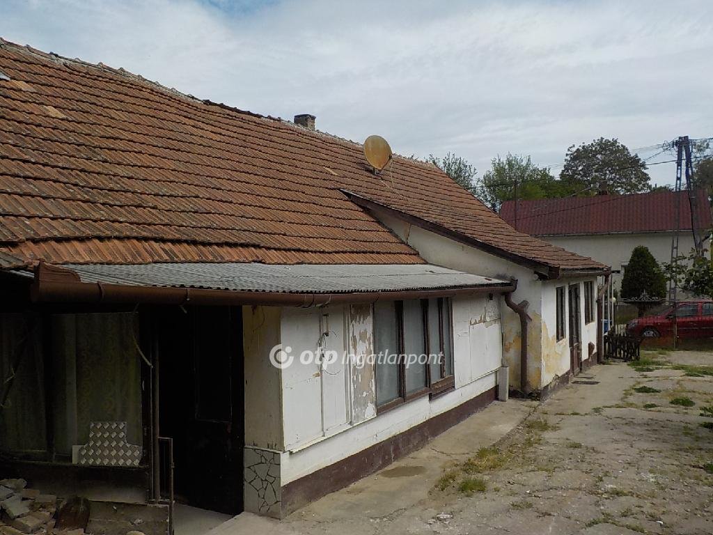 3 bed · 94m² · 22.600.000 ft