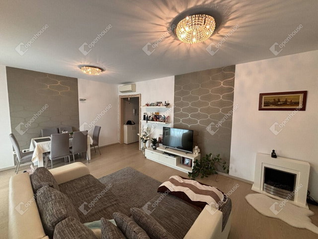 Kiadó téglalakás, albérlet, Győrött 270 E Ft / hó, 3 szobás
