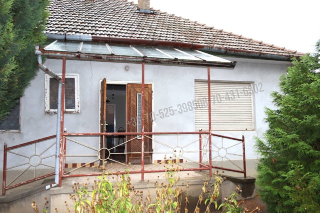 Eladó családi ház, Pilisen 44.5 M Ft, 3 szobás