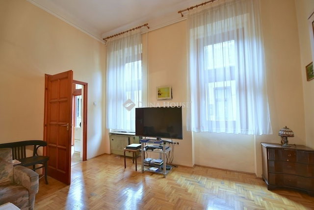 Eladó téglalakás, Budapesten, IX. kerületben 78.9 M Ft, 2 szobás
