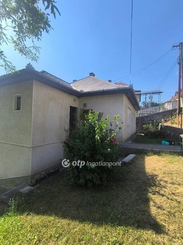 Eladó családi ház, Salgótarjánban 28 M Ft, 3 szobás
