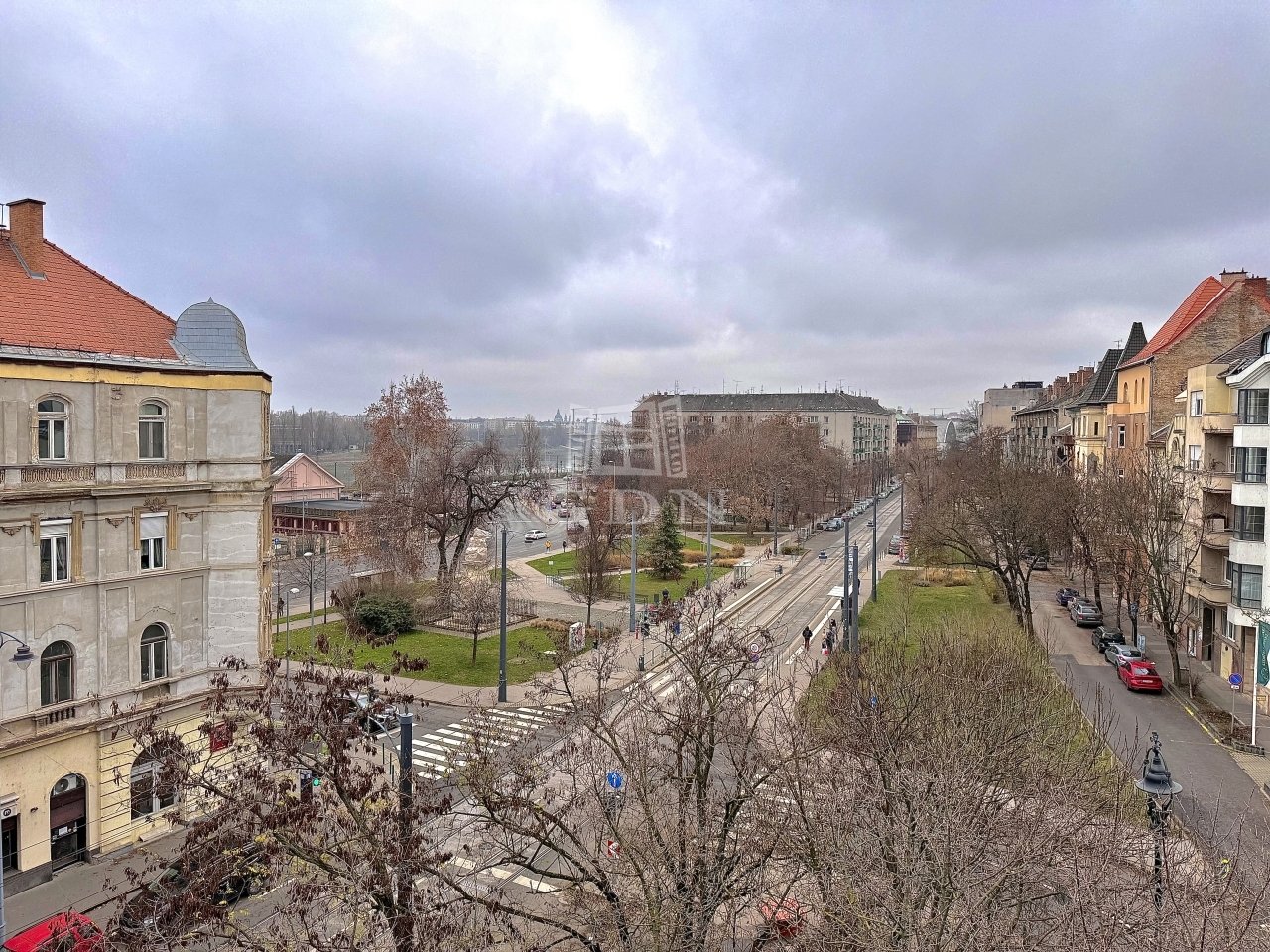 8 bed · 254m² · 3.000.000 ft