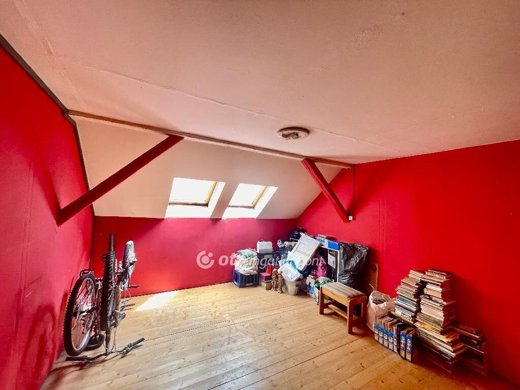 9 bed · 235m² · 109.900.000 ft