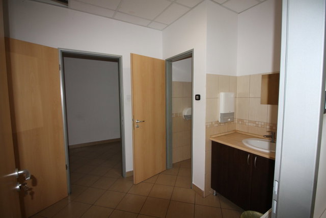 Kiadó iroda, Budapesten, IV. kerületben 236 E Ft / hó
