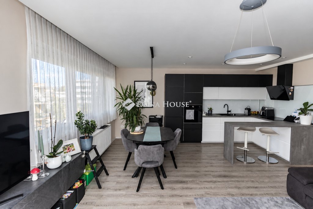 Lakás · 3 hálószoba · 73 m² · 79.900.000 Ft