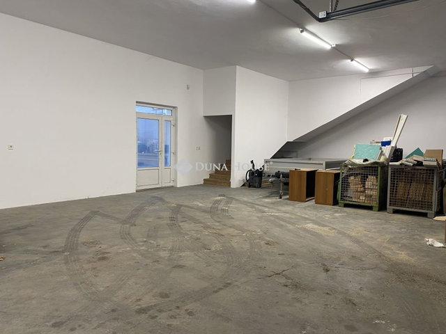 Eladó ipari ingatlan, Sopronban 149 M Ft / költözzbe.hu