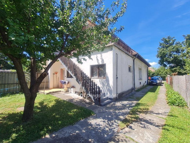 Eladó ikerház, Siófokon 89 M Ft, 6+1 szobás
