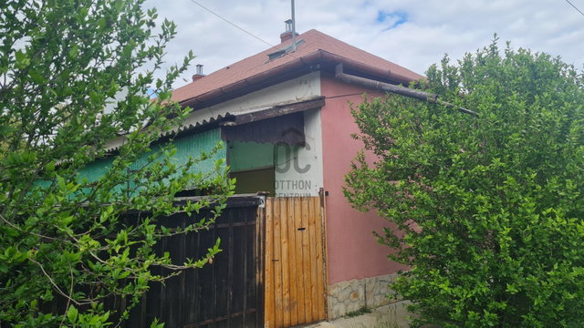 Eladó családi ház, Kunmadarason 6.1 M Ft, 3 szobás