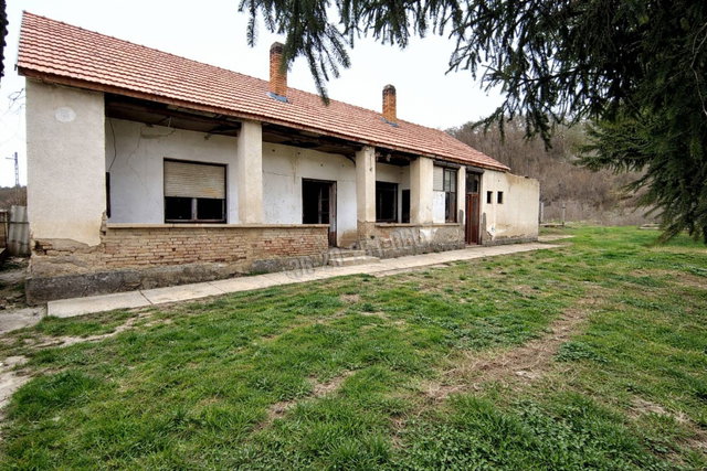 Eladó családi ház, Babarcon 9.7 M Ft, 3 szobás