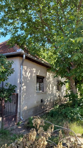 Eladó családi ház, Hajdúdorogon 18 M Ft, 2 szobás