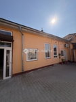 Eladó családi ház, Vecsésen 149.99 M Ft, 9 szobás