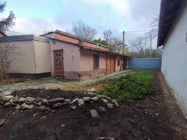 Eladó családi ház, Békéscsabán 34.9 M Ft, 4 szobás