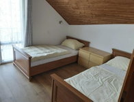 Eladó nyaraló, Gyenesdiáson 135 M Ft, 8+2 szobás