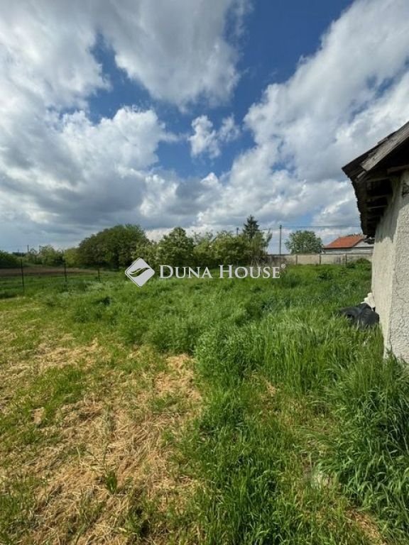 Telek · 827 m² · 2.800.000 Ft