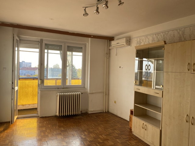Eladó téglalakás, Miskolcon, Kőrösi Csoma Sándor utcában